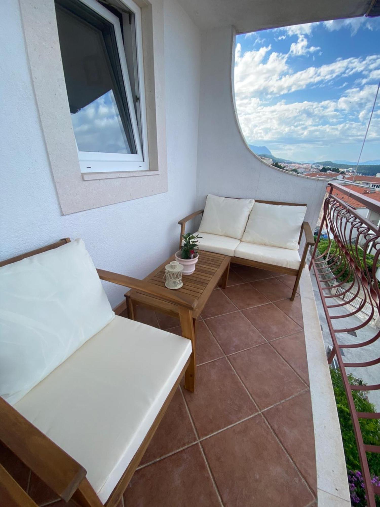 Apartmani Niks Makarska Exteriör bild